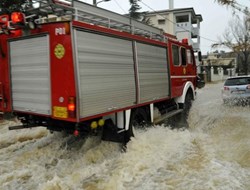 Προβλήματα στην Αθήνα από την παρατεταμένη βροχή